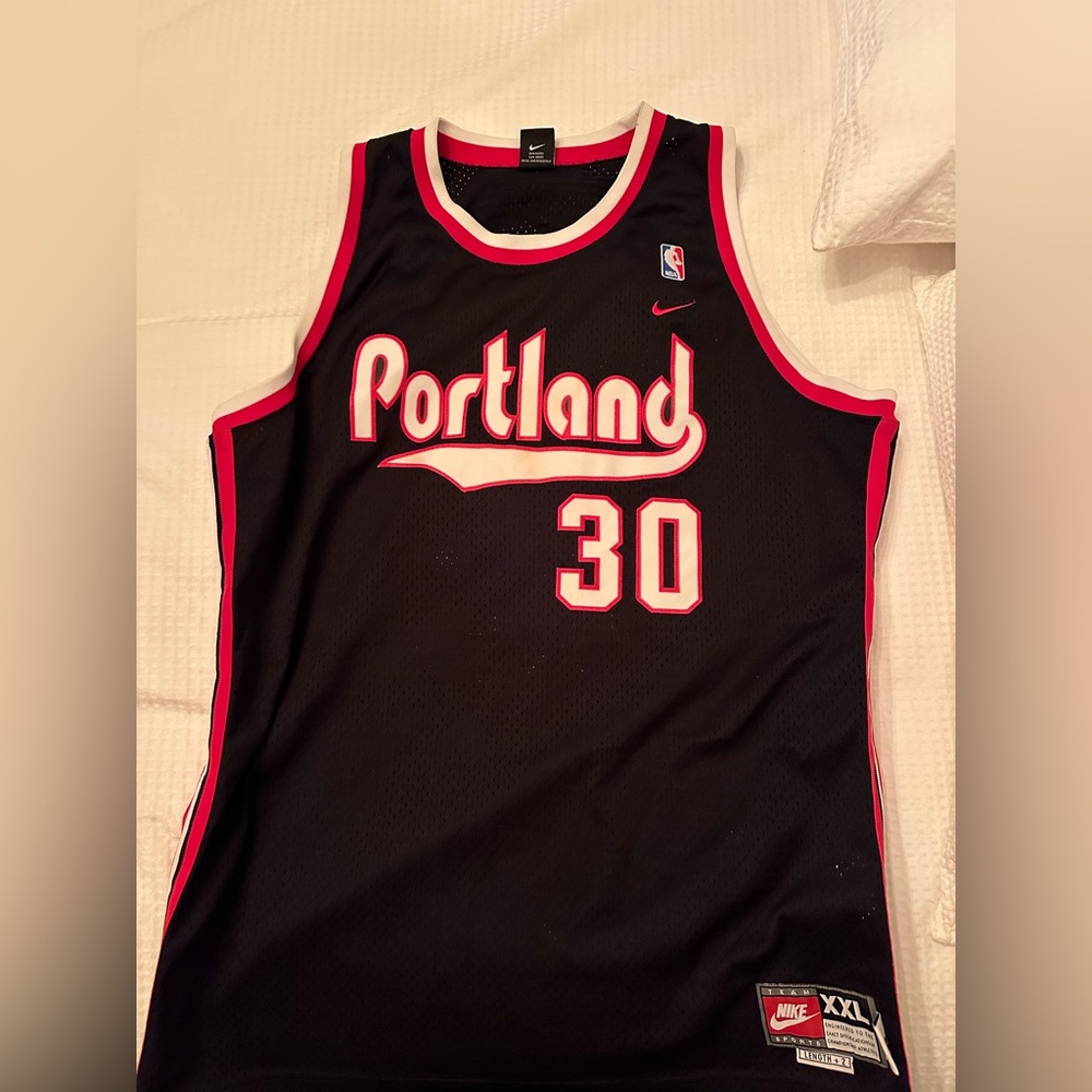 Vintage Portland Wallace #30 Basketball Jersey